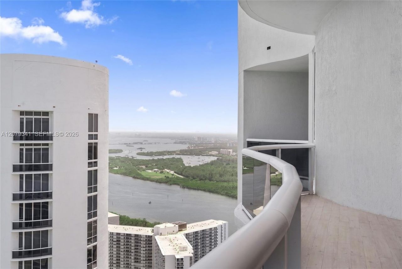 16001 Collins Ave, Unit PH 4307, Sunny Isles Beach, FL 33160 Photo