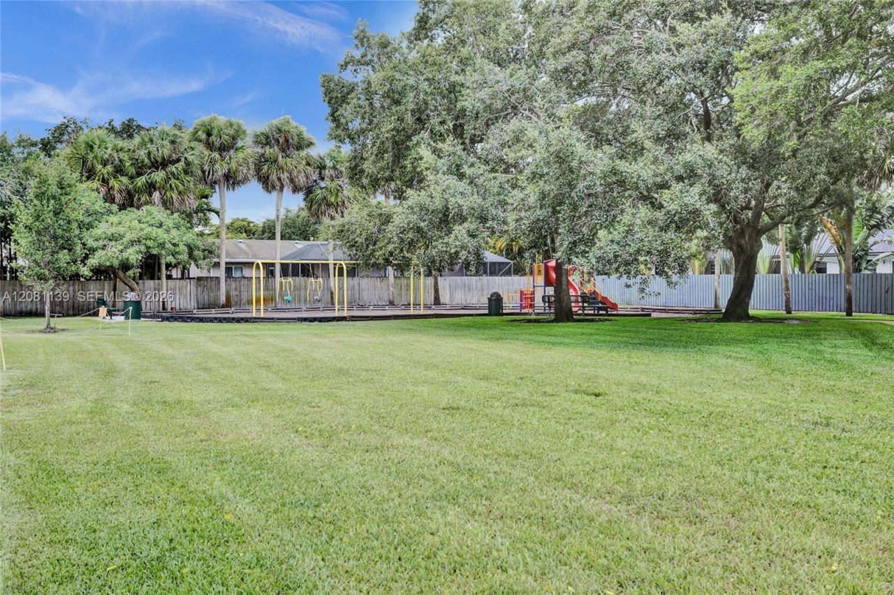 11525 SW 54th St , Cooper City, FL 33330 Photo