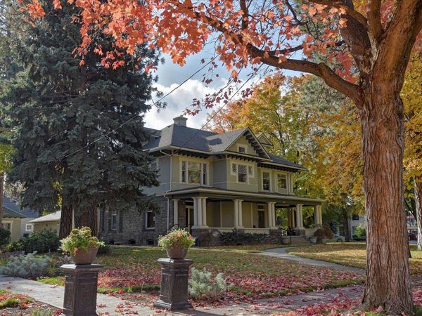 2425 W Pacific Ave, Spokane, WA 99201