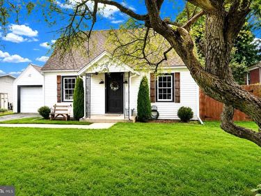 219 N HOFFER AVENUE , CENTRE HALL, PA 16828