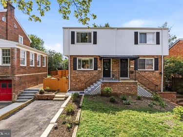 11 E MYRTLE STREET, Unit 1/2, ALEXANDRIA, VA 22301