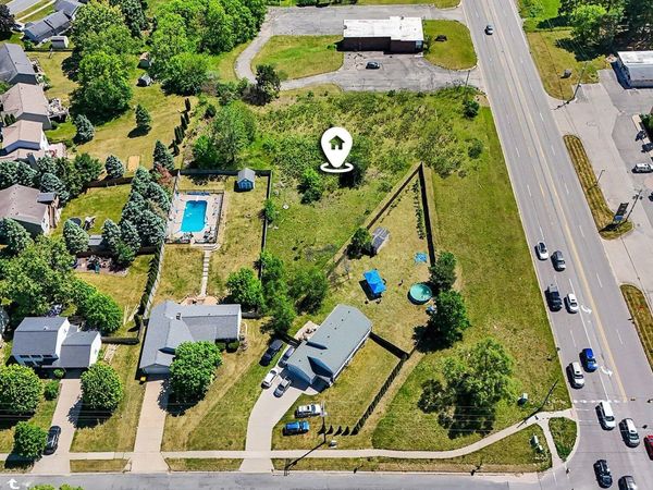 1456 Northland Drive NE, Rockford, MI 49341