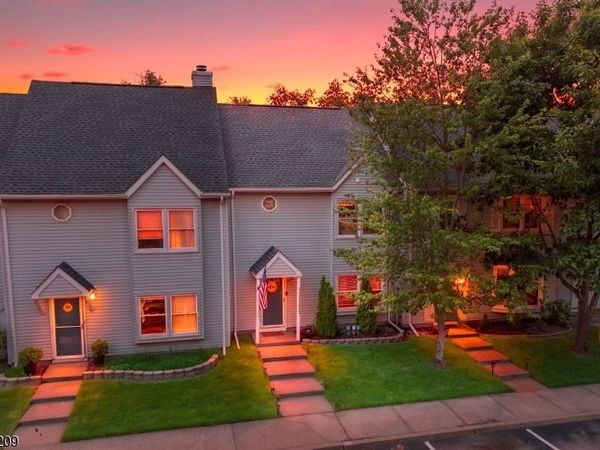 39 Shilling Way, Jackson, NJ 08527