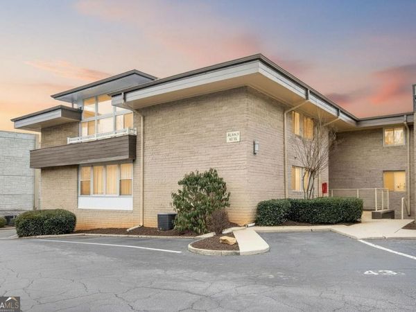 346 Carpenter Drive NE, Unit 48, Atlanta, GA 30328