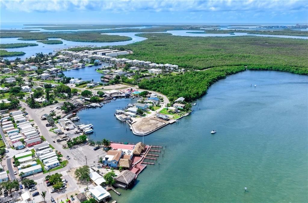 246 Harbor Pl N, Other, FL 34140 Photo