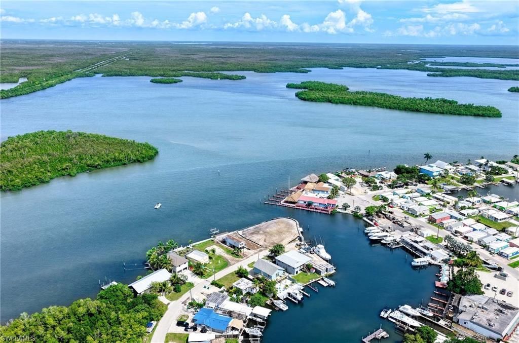 246 Harbor Pl N, Other, FL 34140 Photo