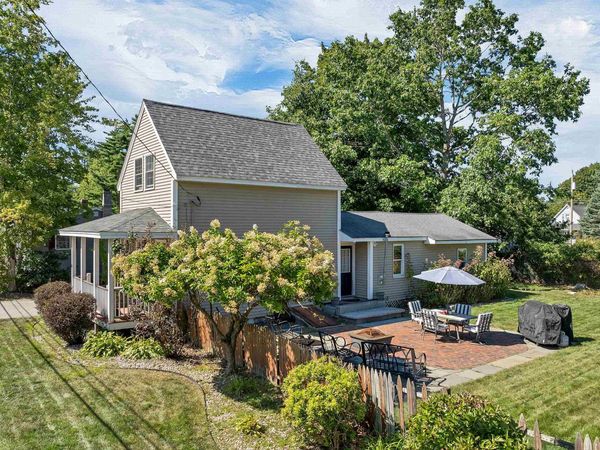 17 Manor Road, Concord, NH 03303