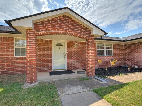12320 Eastwood Drive, Choctaw, OK 73020