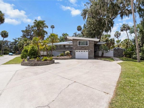 1830 SE 3RD COURT , CRYSTAL RIVER, FL 34429