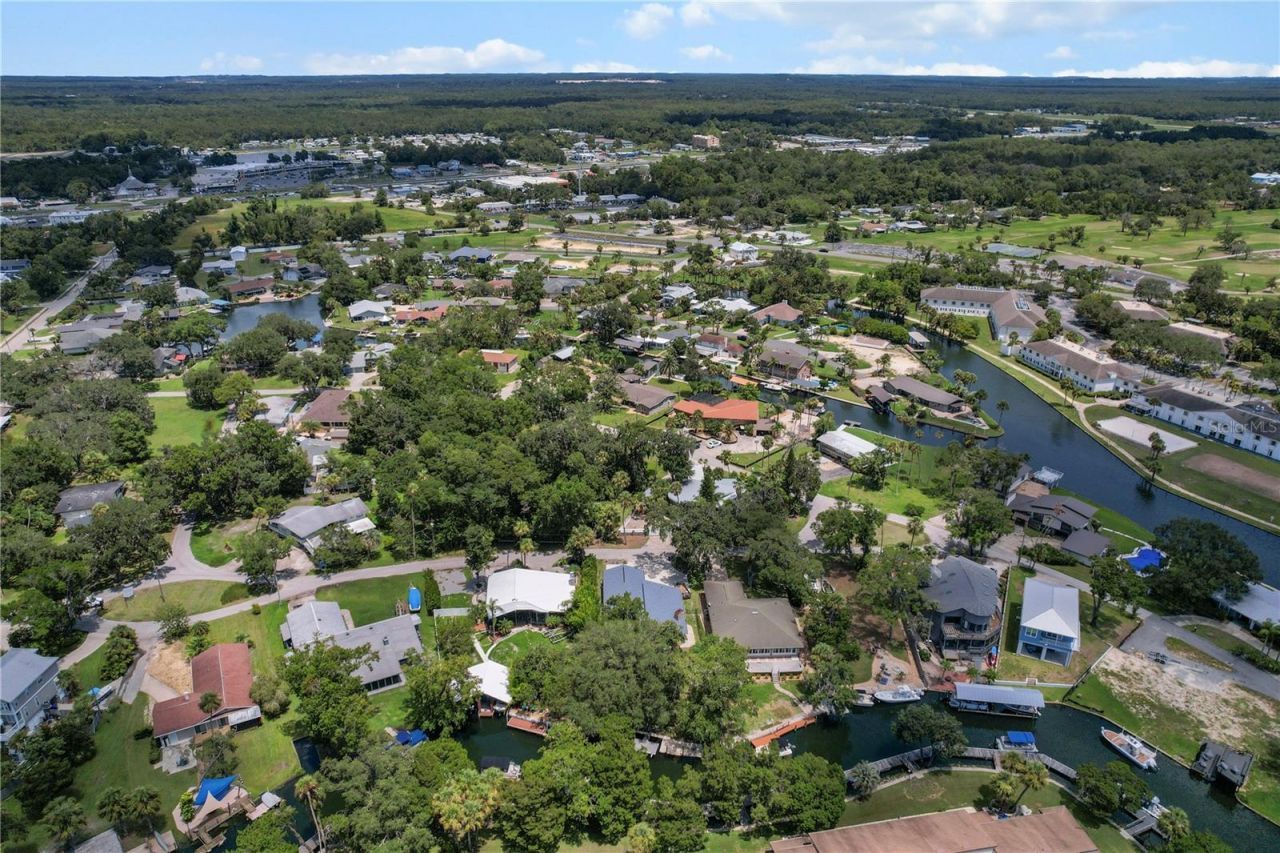 1830 SE 3rd Court , Crystal River, FL 34429 Photo