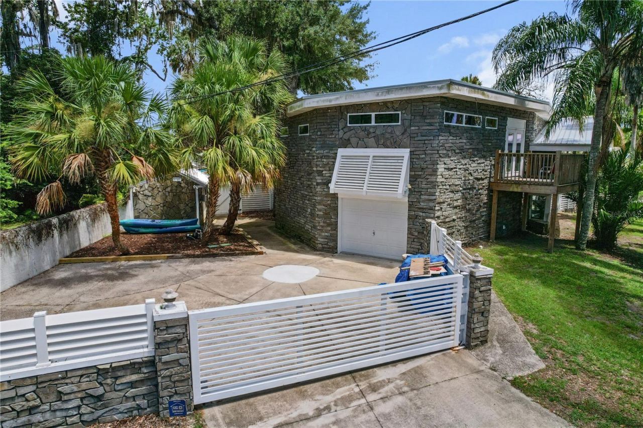 1830 SE 3rd Court , Crystal River, FL 34429 Photo