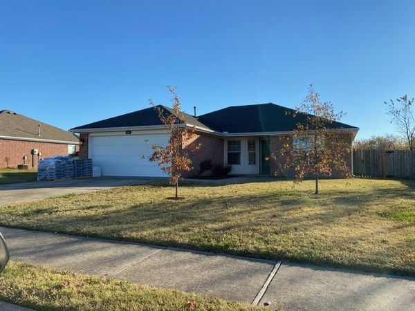 520 Sun Meadow Drive , Centerton, AR 72719