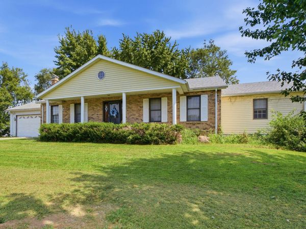 1371 50TH ST, New Boston, IL 61272