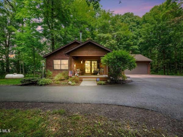 11460 County Road 12 , Wauseon, OH 43567