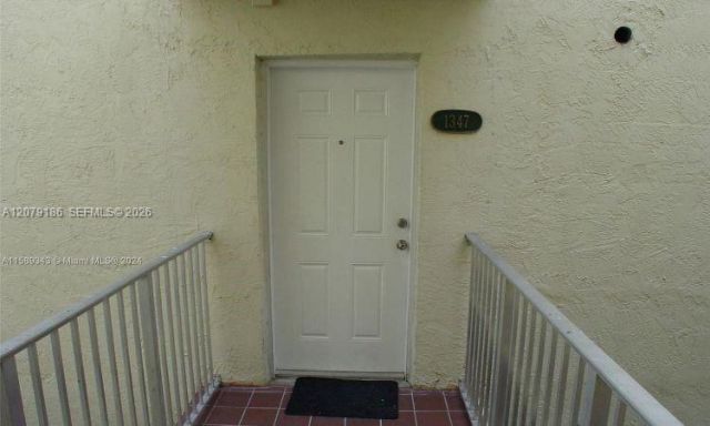 10090 NW 80th Ct , Unit 1347, Hialeah Gardens, FL 33016 Photo