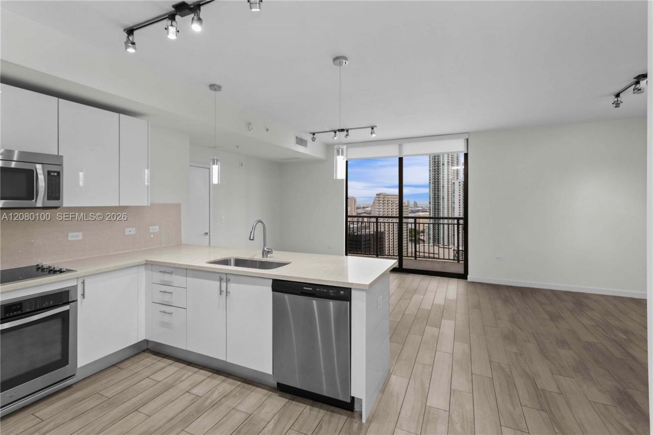 999 SW 1st Ave , Unit 3202, Miami, FL 33130 Photo