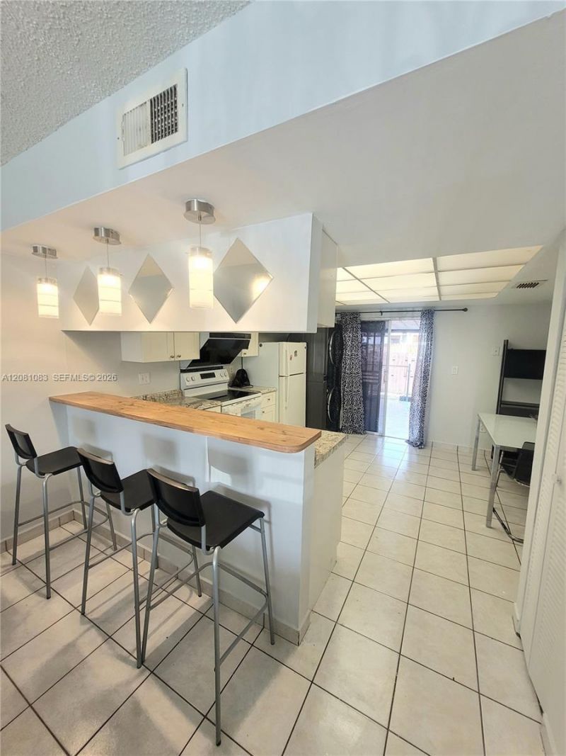 3973 W 9th Ln, Unit 3, Hialeah, FL 33012 Photo