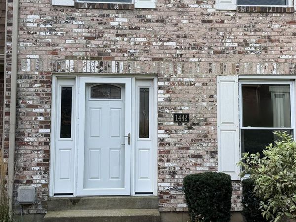 1442 Long Island Court, Beavercreek, OH 45434