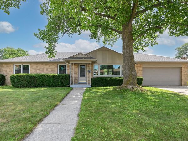 3433 Stratford Ave, Racine, WI 53402