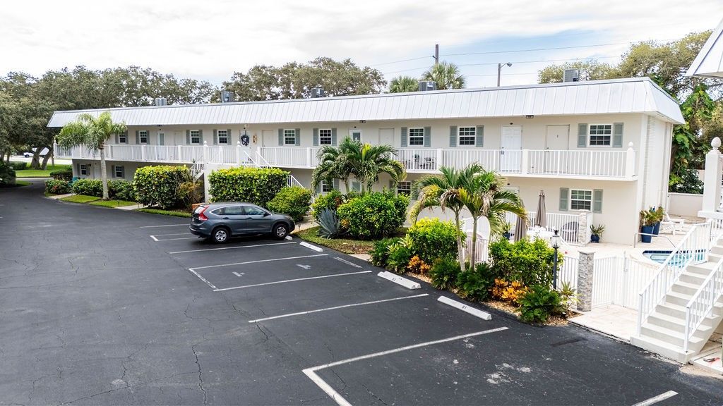 900 Jasmine Lane, Unit 105A, Vero Beach, FL 32963 Photo