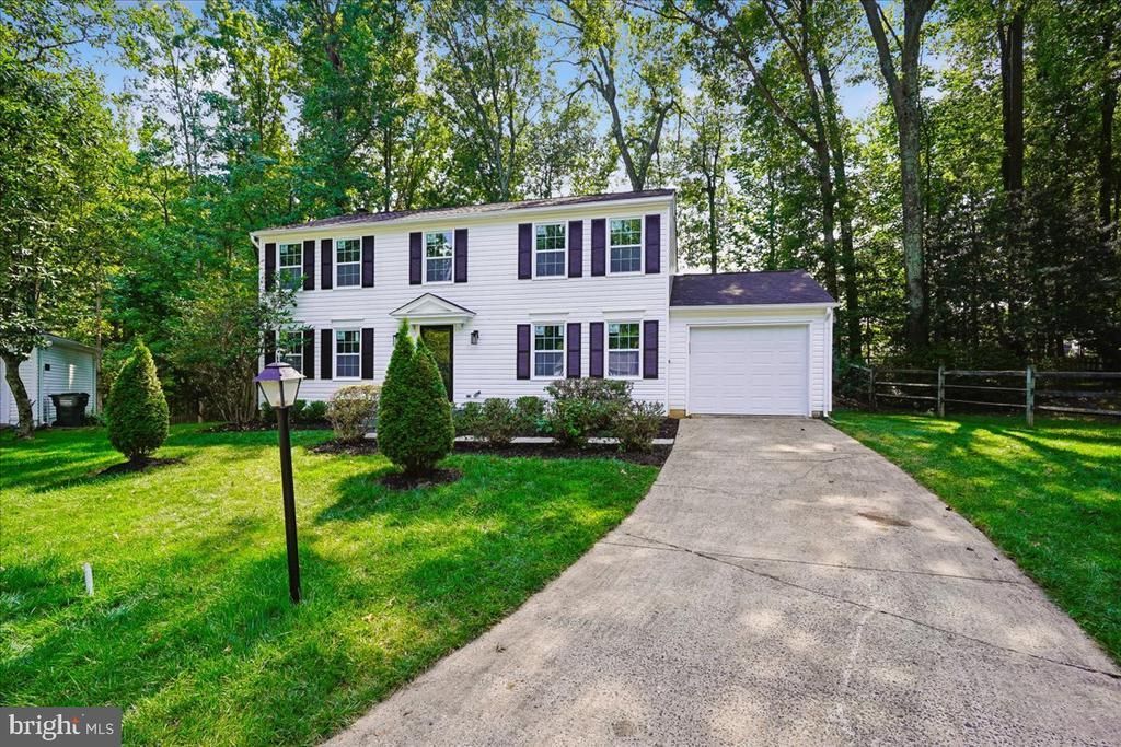 9705 Schmidt Drive, Burke, VA 22015 Main Photo