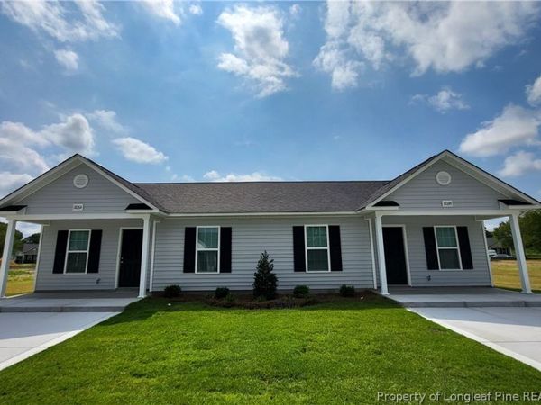 105 Pineridge Drive, Unit B, Lumberton, NC 28358