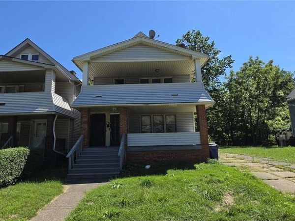 18024 Olympia Road , Cleveland, OH 44112