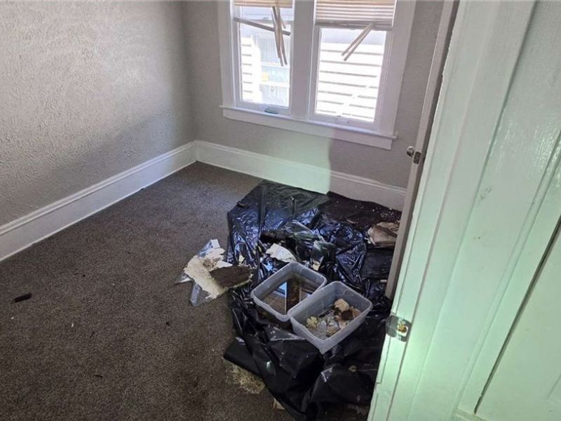 18024 Olympia Road, Cleveland, OH 44112 Photo 10