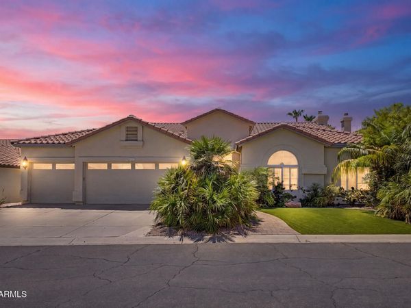 4639 E LA MIRADA Way, Phoenix, AZ 85044