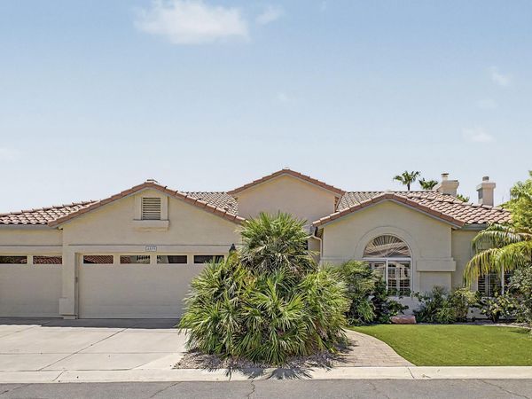 4639 E LA MIRADA Way, Phoenix, AZ 85044