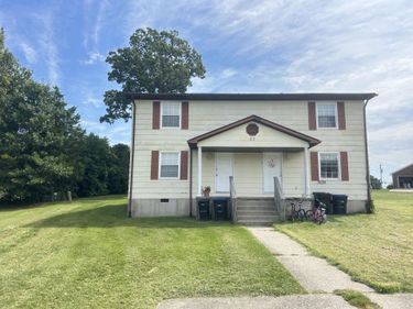 27 Harmony Landing Court, Unit A & B, Frankfort, KY 40601