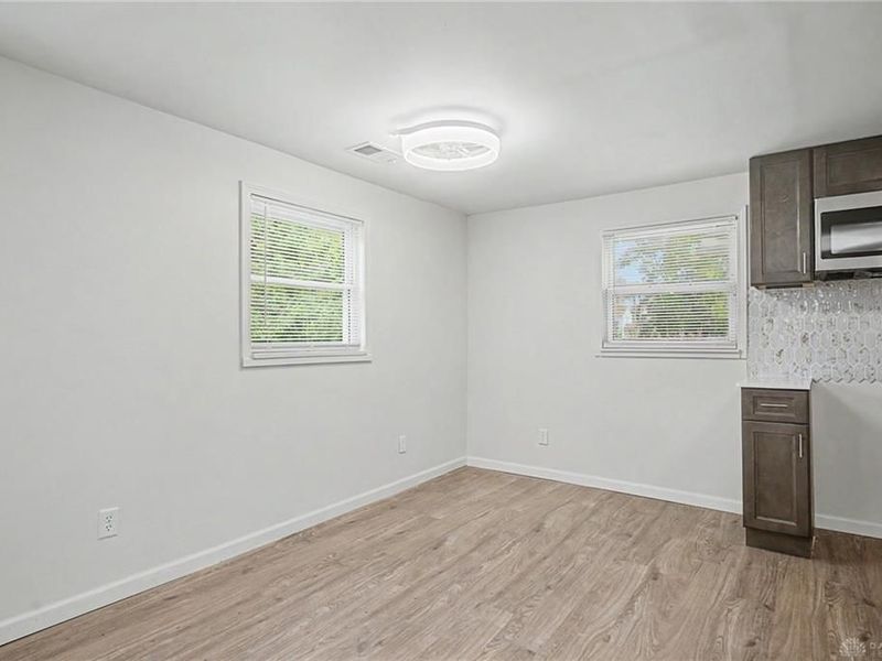 126 Holland Avenue, Dayton, OH 45417 Photo 9