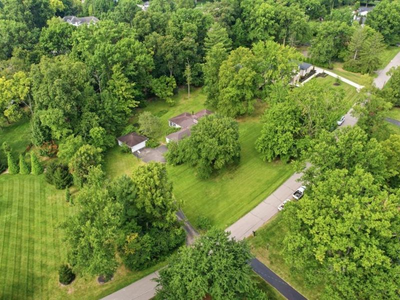 7405 Brill Road, Indian Hill, OH 45243 Photo 3