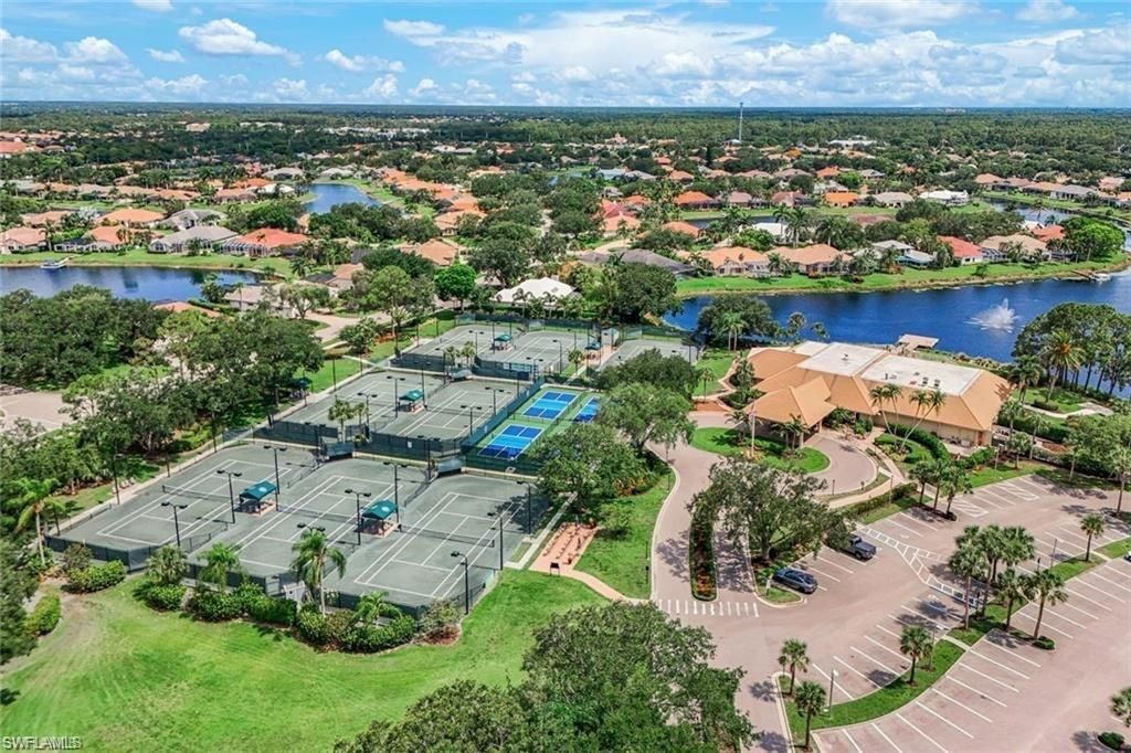 10831 Fieldfair Dr, Naples, FL 34119 Photo