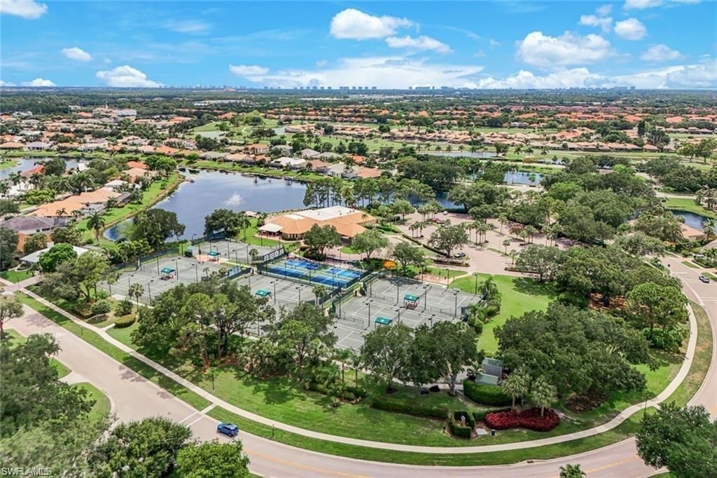 10831 Fieldfair Dr, Naples, FL 34119 Photo