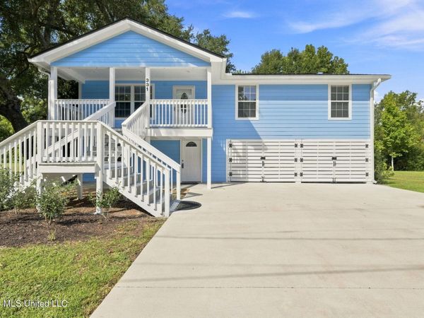 331 Hope Lane, Pass Christian, MS 39571