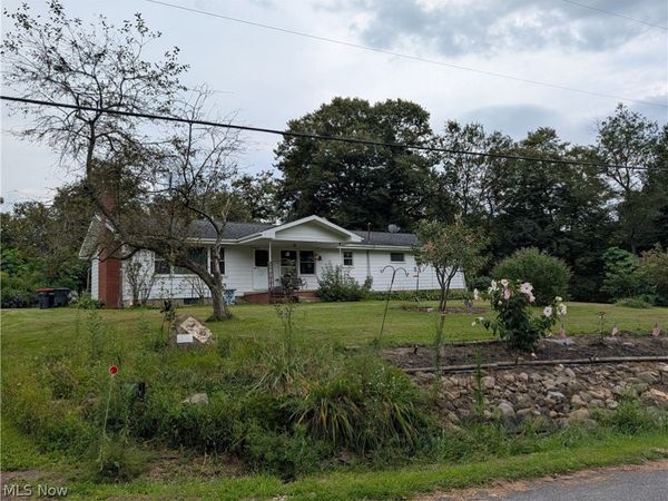 13946 Foundry Hill Road , Hanoverton, OH 44423