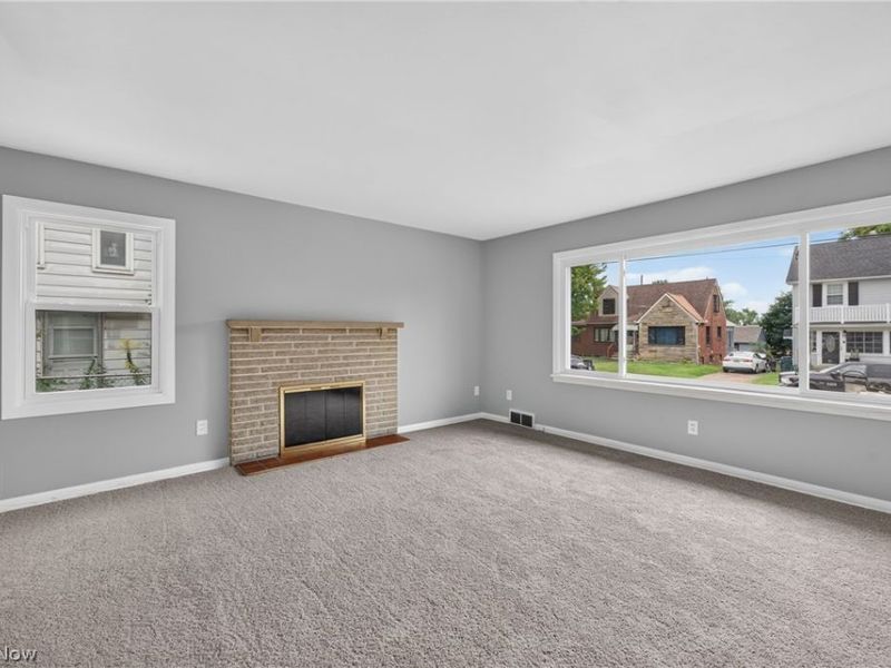 309 E Baird Avenue, Barberton, OH 44203 Photo 11