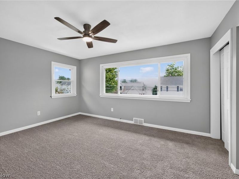 309 E Baird Avenue, Barberton, OH 44203 Photo 26