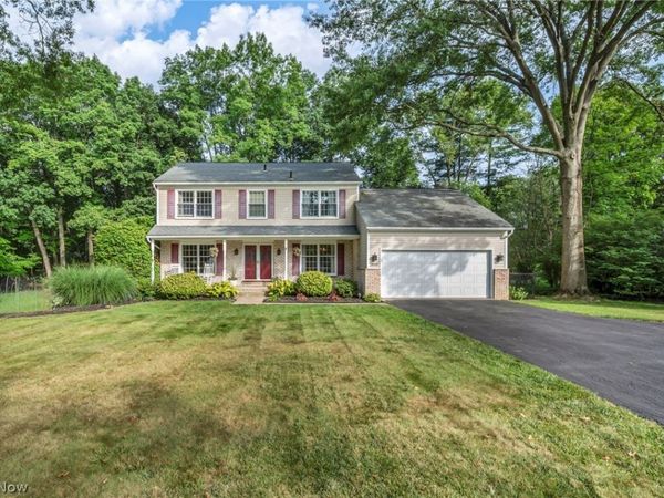 2655 Olentangy Drive , Akron, OH 44333