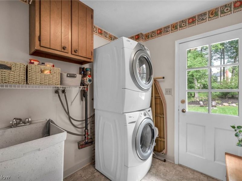 2655 Olentangy Drive, Akron, OH 44333 Photo 31