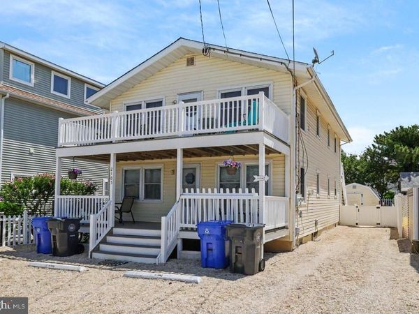 2105 S BAY AVENUE, BEACH HAVEN, NJ 08008