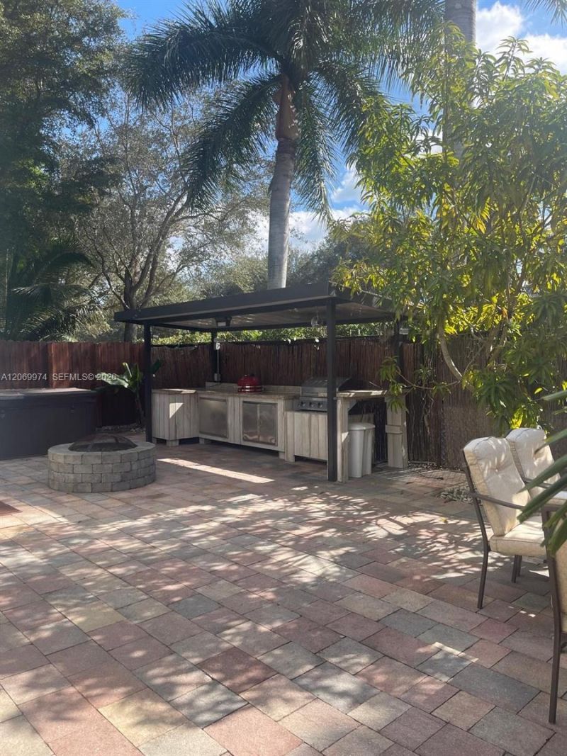 3134 NE 3rd Dr , Homestead, FL 33033 Photo