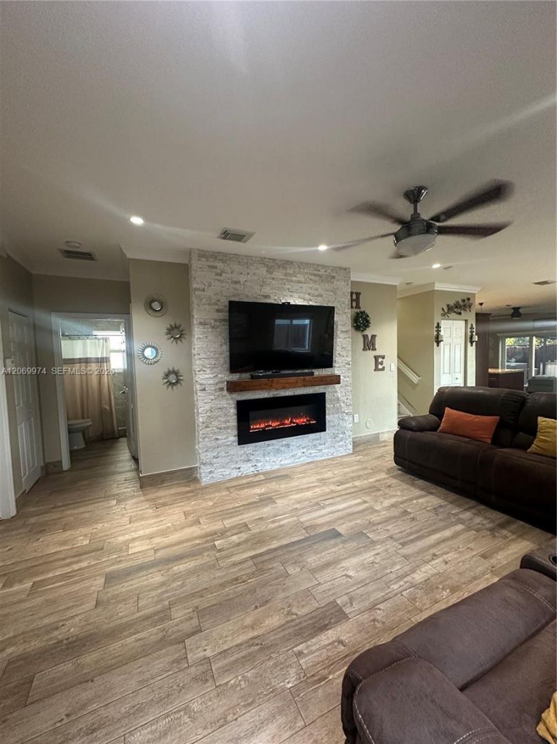 3134 NE 3rd Dr , Homestead, FL 33033 Photo
