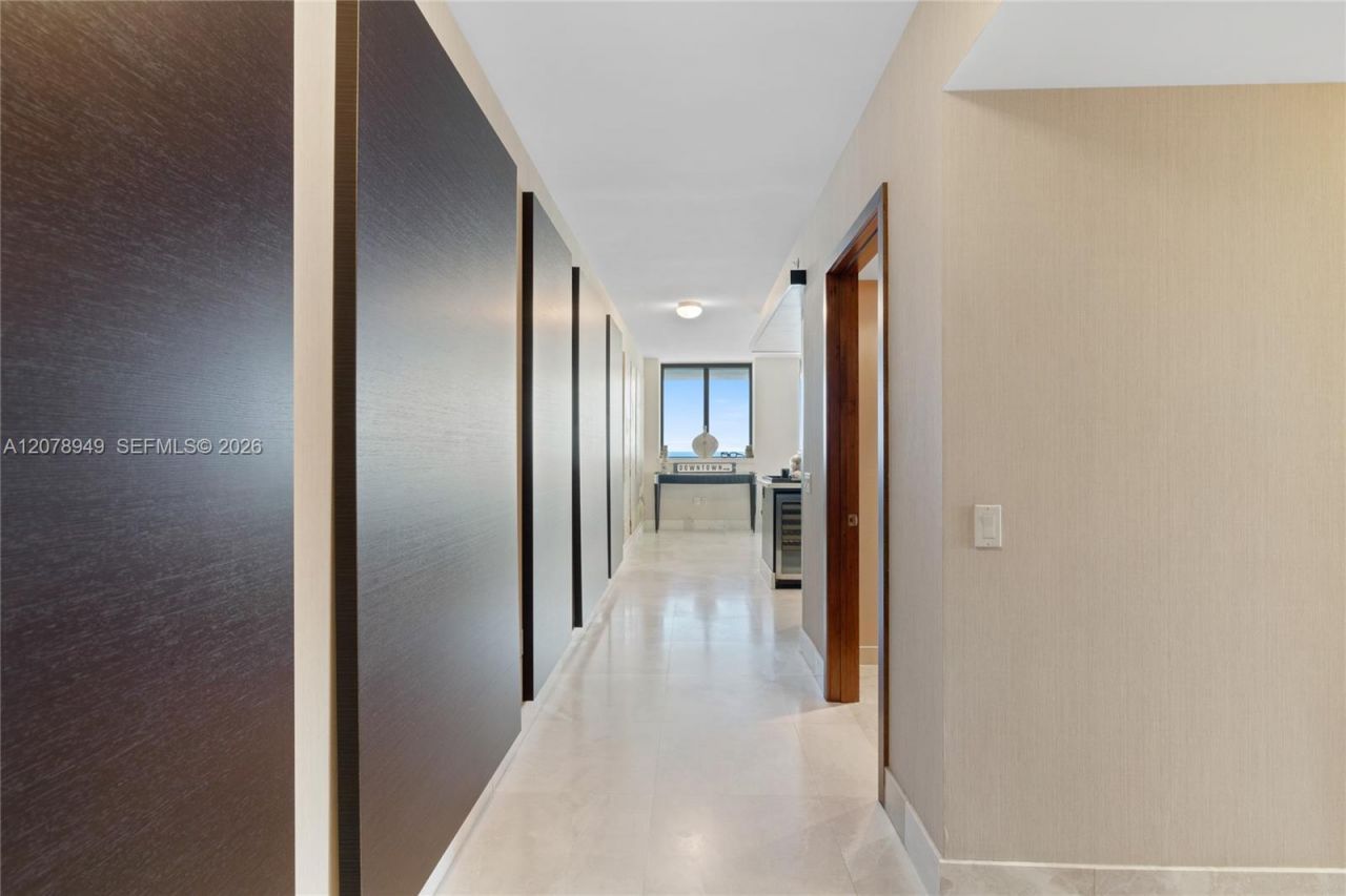 5875 Collins Ave, Unit 1902, Miami Beach, FL 33140 Photo