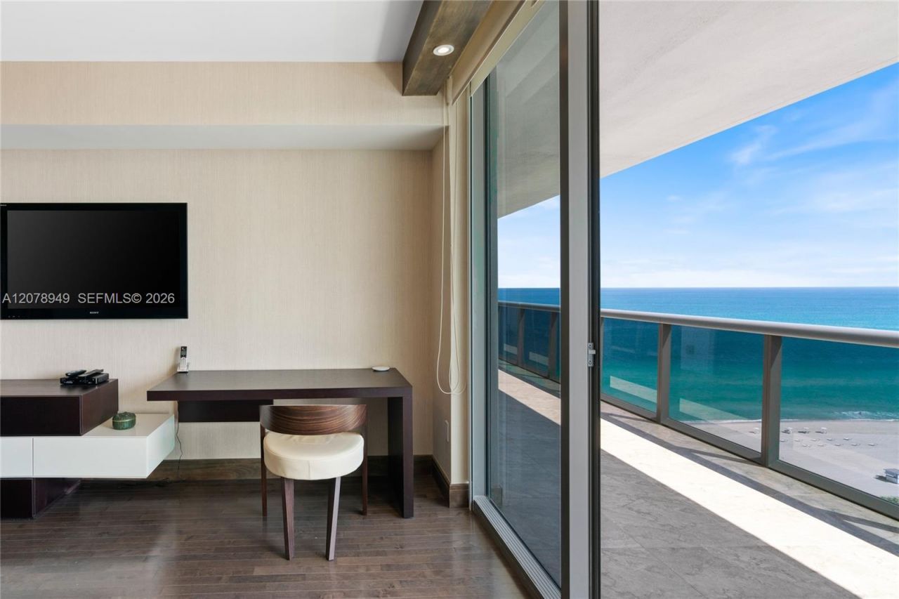 5875 Collins Ave, Unit 1902, Miami Beach, FL 33140 Photo