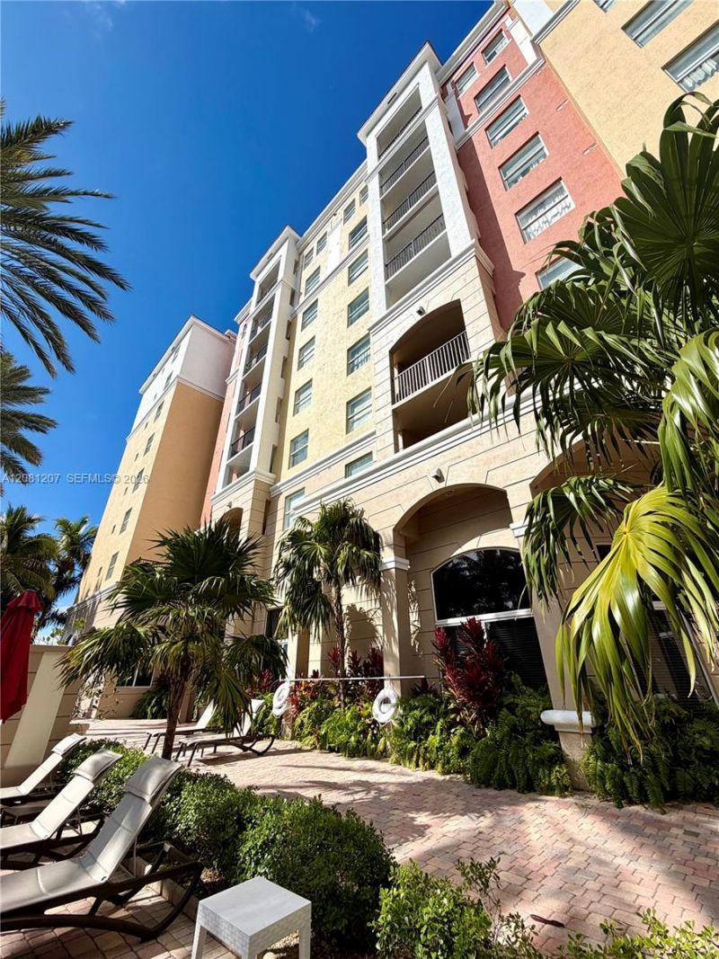 17150 N Bay Rd, Unit 2419, Sunny Isles Beach, FL 33160 Photo