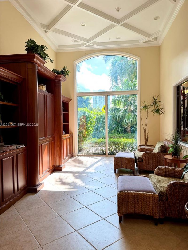 17150 N Bay Rd, Unit 2419, Sunny Isles Beach, FL 33160 Photo