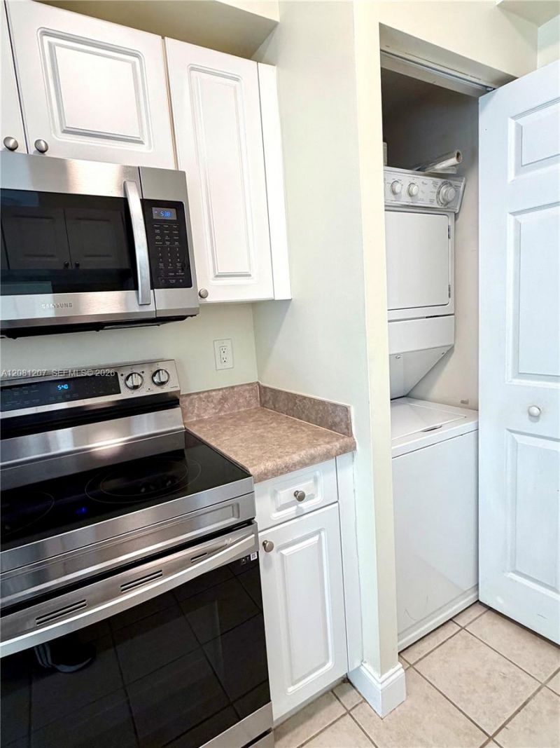 17150 N Bay Rd, Unit 2419, Sunny Isles Beach, FL 33160 Photo