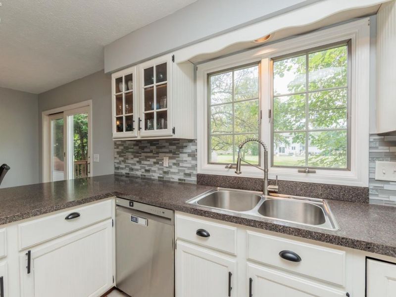 32263 Plumbrook Court, Avon Lake, OH 44012 Photo 23